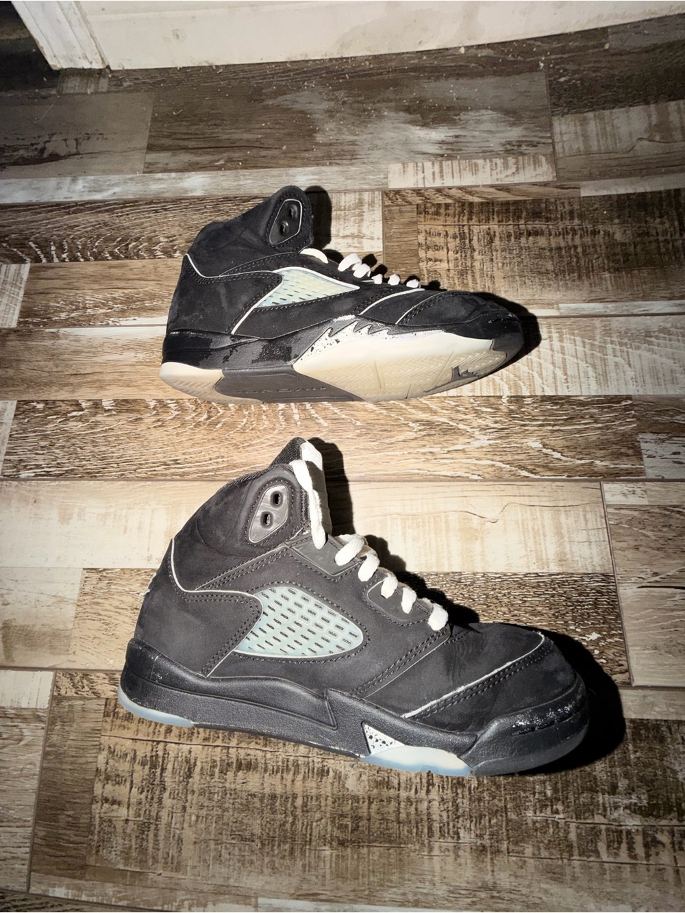 Jordan Kids Black, White, and Red Jumpman High-Top Sneakers - Picture 7 of 9